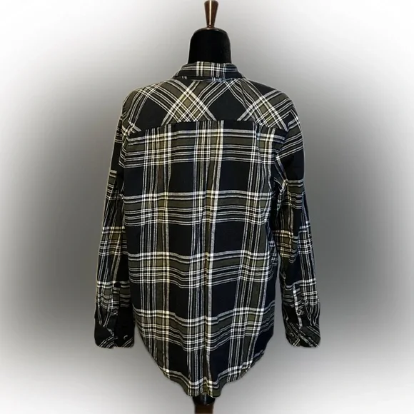 Natural Reflections Plaid Button-Up Flannel Shirt - Black and Green size XL - Picture 4 of 12